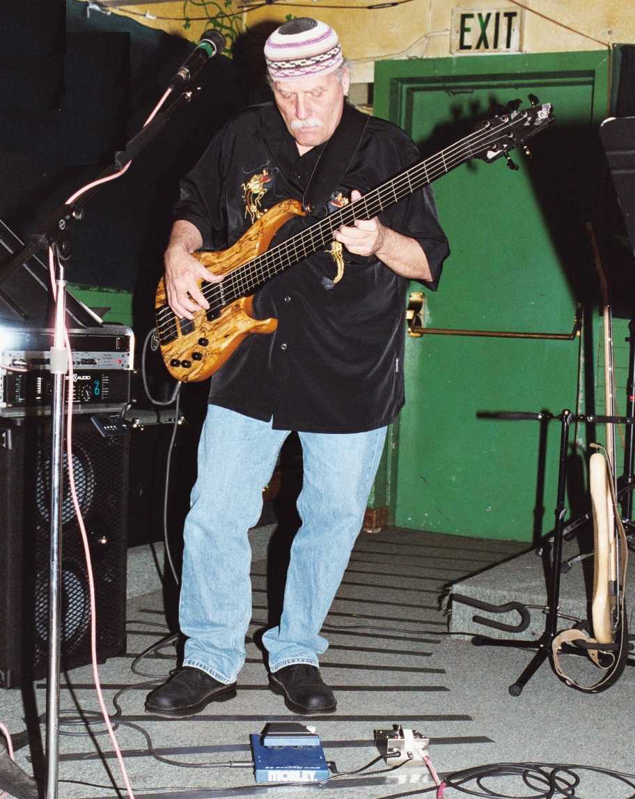 Jon2.JPG (118022 bytes)