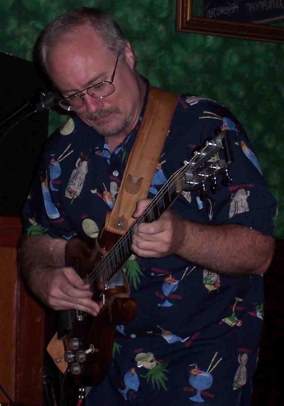 Mark_AJ's2(a).JPG (52493 bytes)