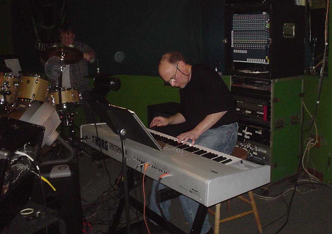 Pat.JPG (68419 bytes)