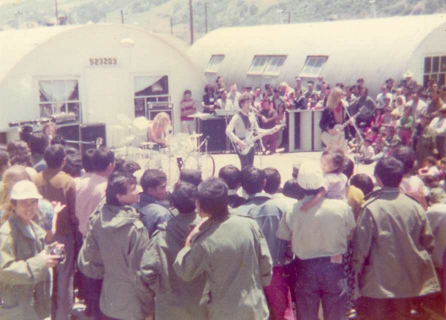 Eclipse2(a).jpg (54356 bytes)