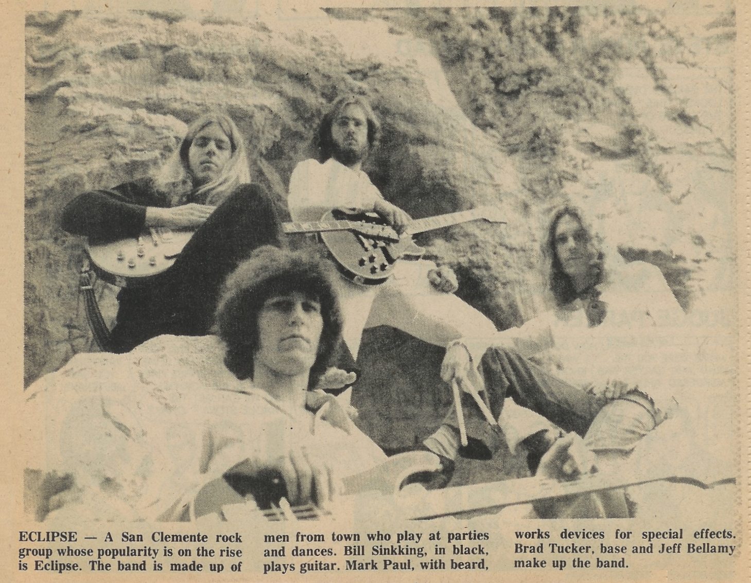 Press3(b).jpg (365344 bytes)